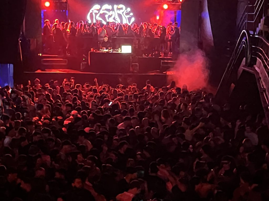 Los boliches bailables tienen estrrictas medidas de seguridad pero hay incumplimientos