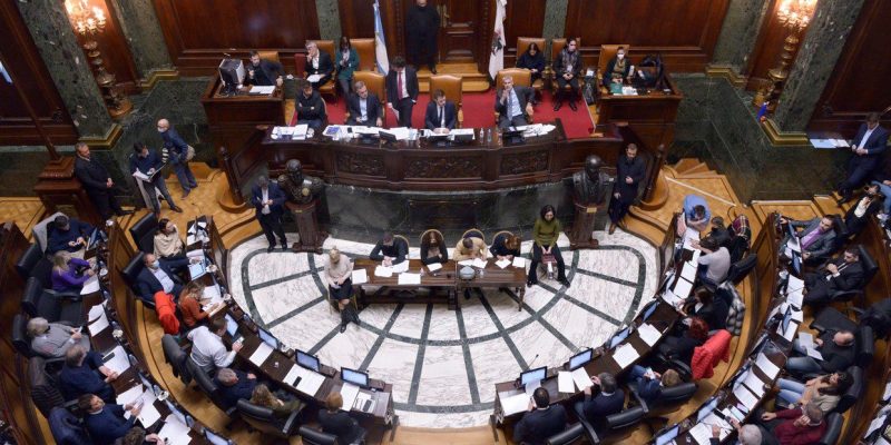 Legislatura de la ciudad de Buenos Aires La Legisltura de la Ciudad de Buenos Aires está integrada por 60 bancas