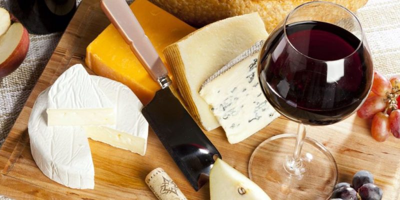 El queso y el vino, la pareja perfecta.