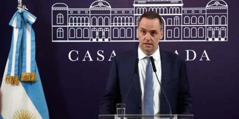adorni adorni