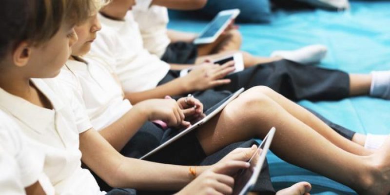 Niñez 2.0: nativos digitales, peligros inminentes