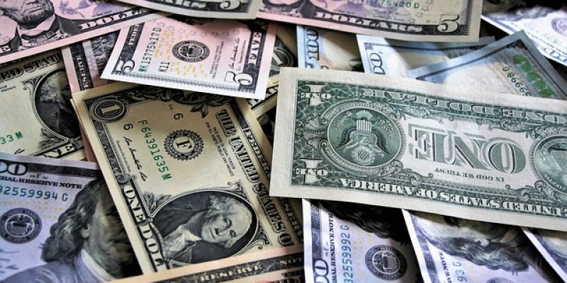money-3523131_640
